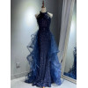 Элегантное блестящее темно-синее вечернее платье Halt Beading Party Gown Платье для выпускного вечера по индивидуальному заказу 2025 Многоуровневые халаты de soirée Sweep Train