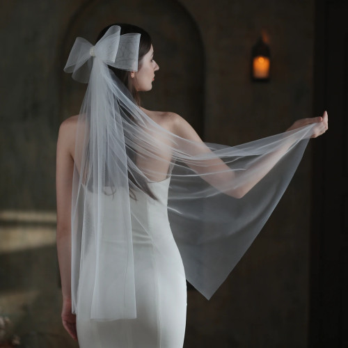 V849 Женские свадебные аксессуары Изысканная свадебная белая фата Двухслойная фата из тюля для невесты с жесткой сеткой и жемчужным бантом