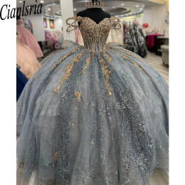 Блестящие серые платья принцессы Quinceanera, бальное платье с открытыми плечами, блестящие аппликации, кружевные кристаллы, бусины, тюлевое милое платье 15th