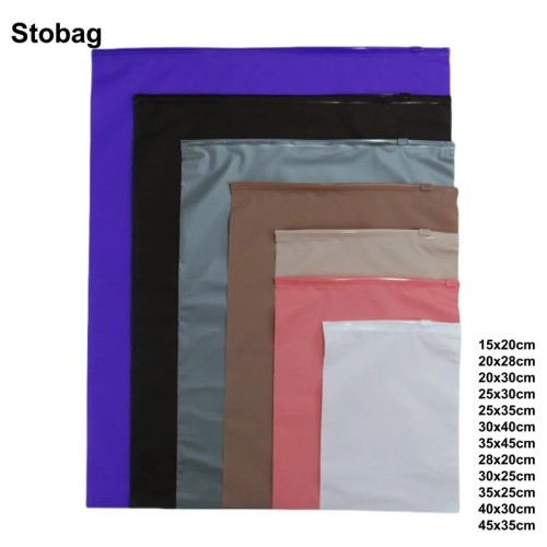 StoBag 50 шт., оптовая продажа, цветные матовые сумки для одежды на молнии, упаковка для хранения, цветные пластиковые герметичные многоразовые пакеты для доставки