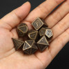 7 шт. металлические многогранные игральные кости бронза DND игровые кости для ролевых игр Dungeons and Dragons DND RPG MTG D20 D12 D10 D8 D6 D4 настольная игра