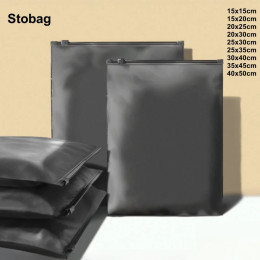StoBag 50 шт., оптовая продажа, черная матовая матовая упаковка для одежды, сумки на молнии, цветные пластиковые герметичные многоразовые пакеты для хранения