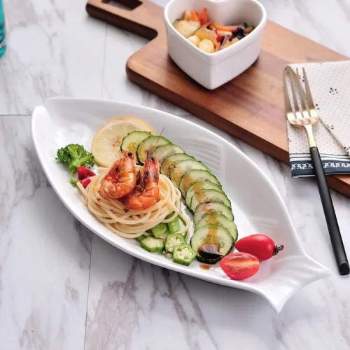 Ресторан с рыбой на пару, домашняя кухонная посуда, фарфоровые тарелки с рыбой в позолоченной оправе, креативная тарелка для зарядного устройства в форме рыбы для ужина