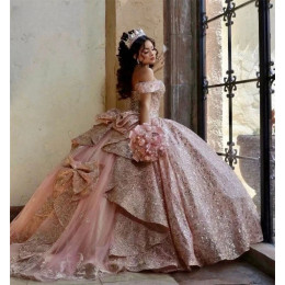 Блестящие платья принцессы Quinceanera, бальное платье с открытыми плечами и бантом, кружевные платья Sweet 16, 15 лет, индивидуальные платья