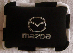 Подушка Mazda черная с кантом